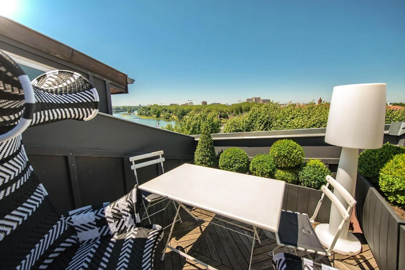 Hotel Des Beaux-Arts Toulouse 4*,
